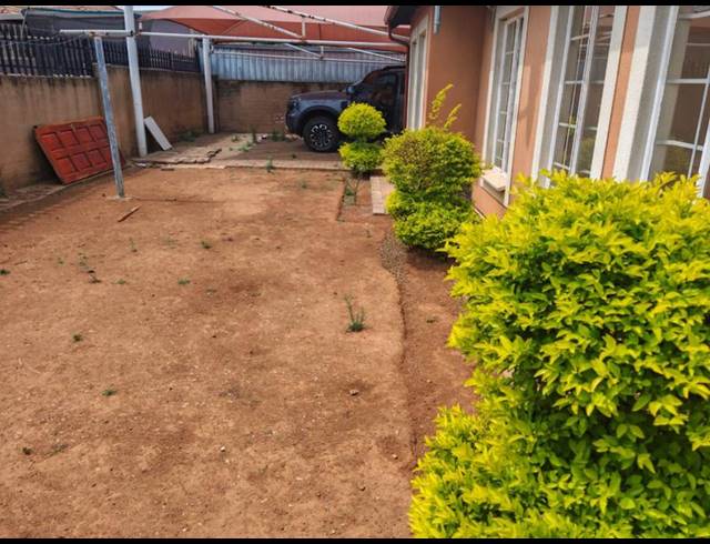 3 BEDROOM HOUSE FOR SALE IN DANVILLE